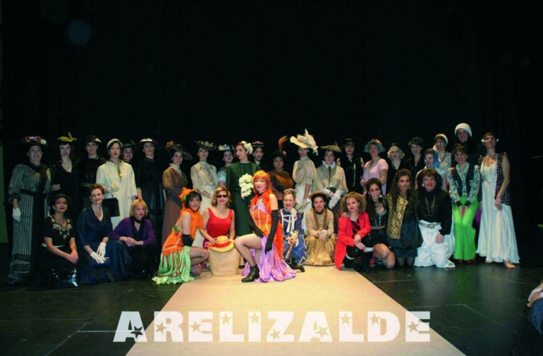 100 aos de moda femenina en Auritz