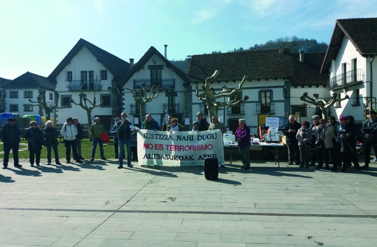 LA MARCHA POR ALTSASU RECORRE EL PIRINEO 