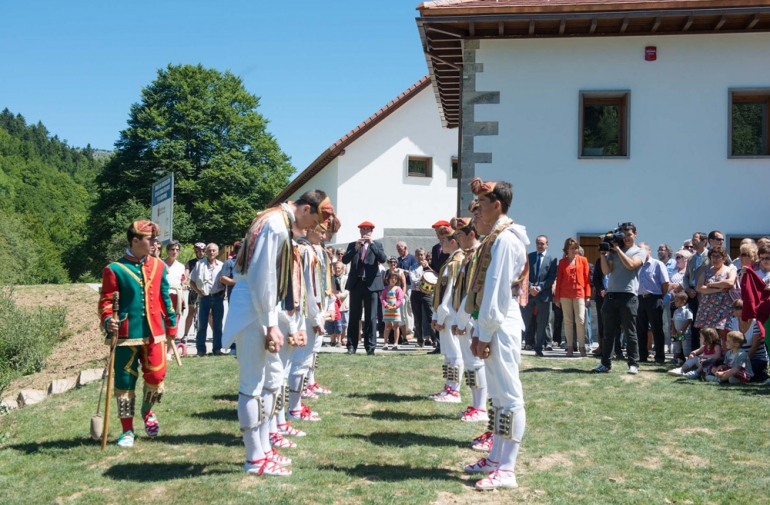 Inauguracin de las Casas de Irati