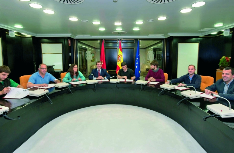 Convenio entre los parques de bomberos y el Gobierno de Navarra