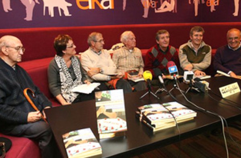 La Plataforma En Defensa del Patrimonio presenta su libro 