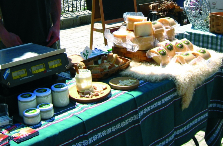 Primera Feria del queso Pirenaico