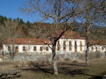 Paralizaci�n de las obras del Colegio de Erronkari