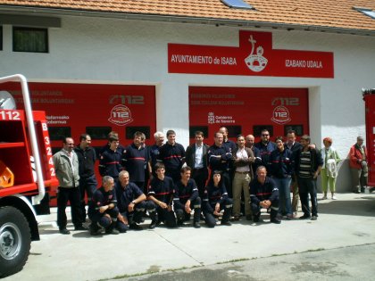 Reinauguracin del parque de bomberos de Isaba