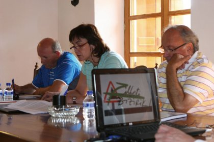 Monte Alduide se presenta en pblico